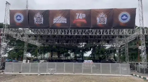 Stage, truss and LED screens built for an anniversary event